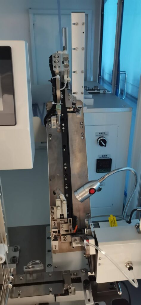 tube feeder for reel packaging machine